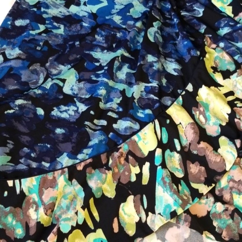 BCBG wrap dress - Picture 3 of 5